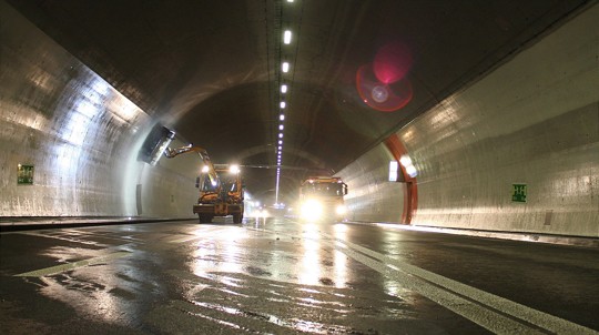 Tunnelreinigung Tunnel Neufeld 