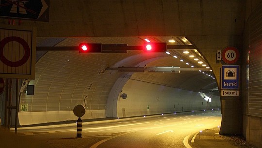  A1 Neufeldtunnel 