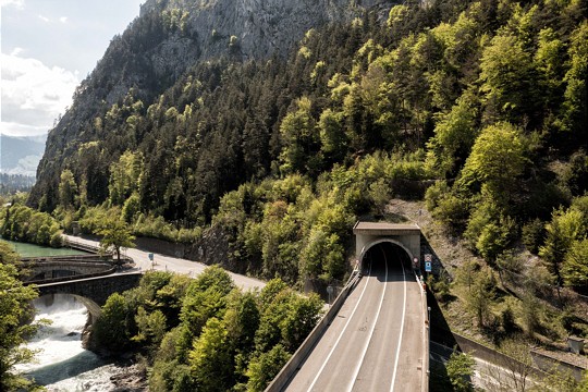  A6 Simmenfluhtunnel 